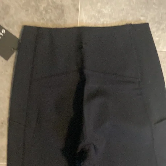 GLYDER - Picture 11 of 16